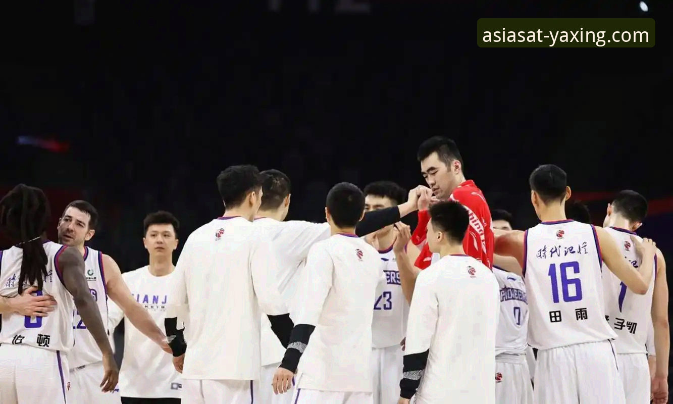 上海男篮豪取12连胜登顶CBA：一场流畅的团队胜利解析教程